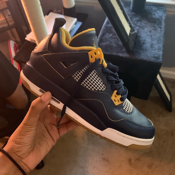 dunk from above 4s outfit